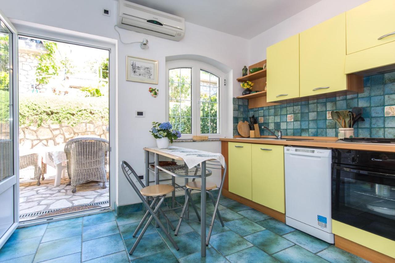 Villa Stefi Novi Vinodolski Buitenkant foto